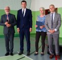 120